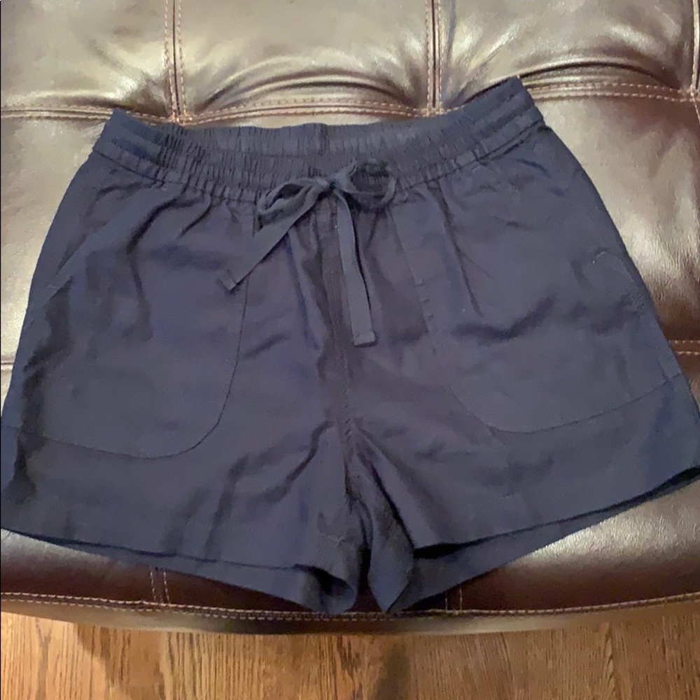 J Crew point sur linen shorts